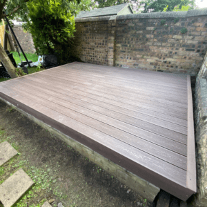 Low ground-level composite deck under 300mm high that is permitted development